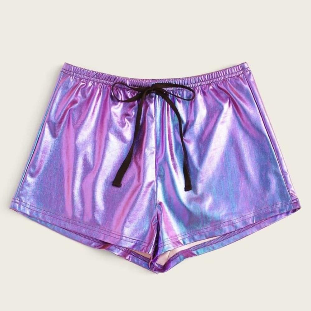 Holographic shorts